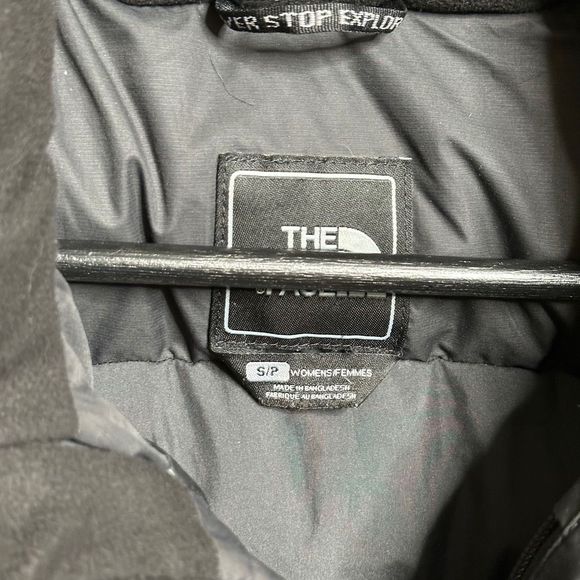 The North Face Women’s 700 Vest Dark Gray Goose Down Women’s M - Picture 3 of 6